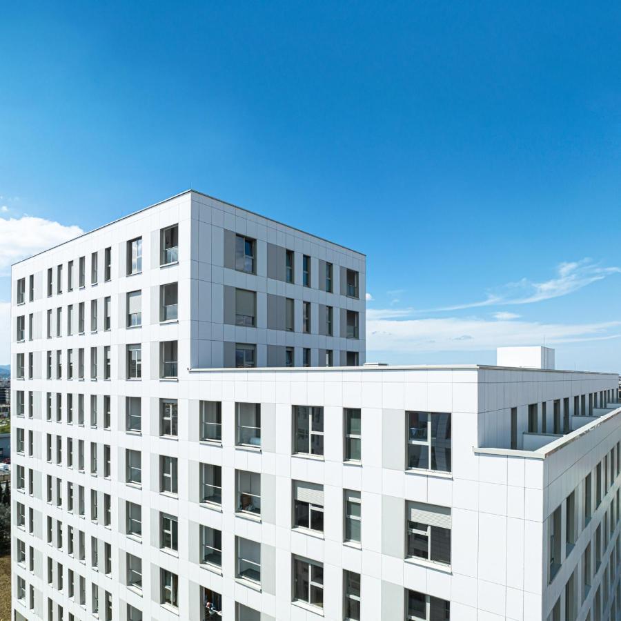 Luxury Rooftop 23 Bed & Breakfast ติรานา ภายนอก รูปภาพ